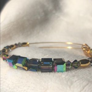 Gorgeous Alex And Ani Swarovski Crystal Bangle